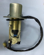 Benzinpumpe/Kraftstoffpumpe ZX-6R/RR Kawasaki 2005-2006 gebraucht.